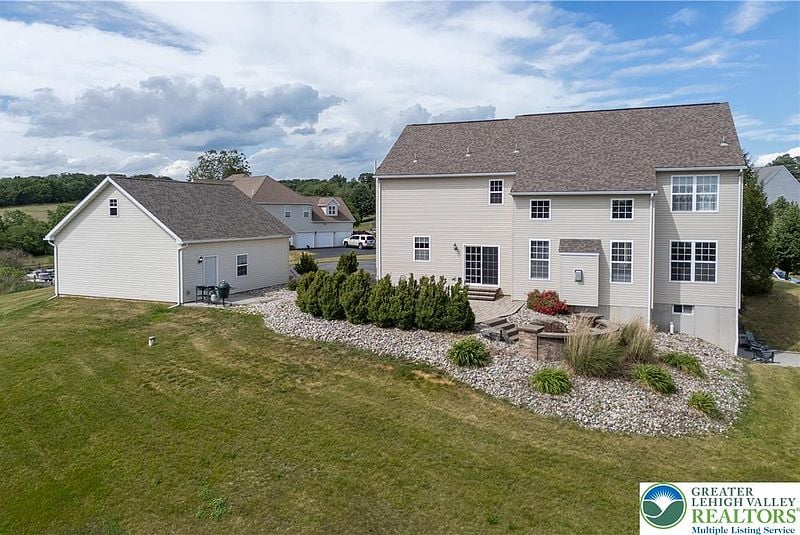 2912 SILVER CREEK CIRCLE