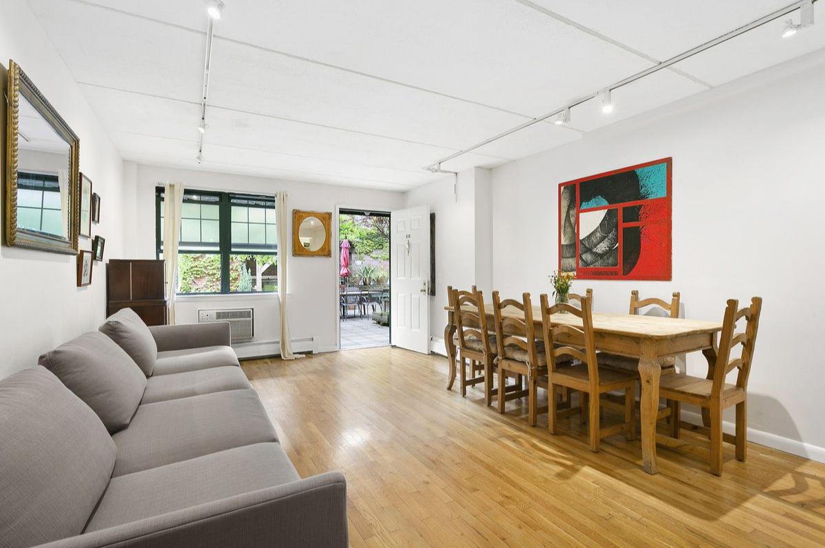  549 East 11th Street