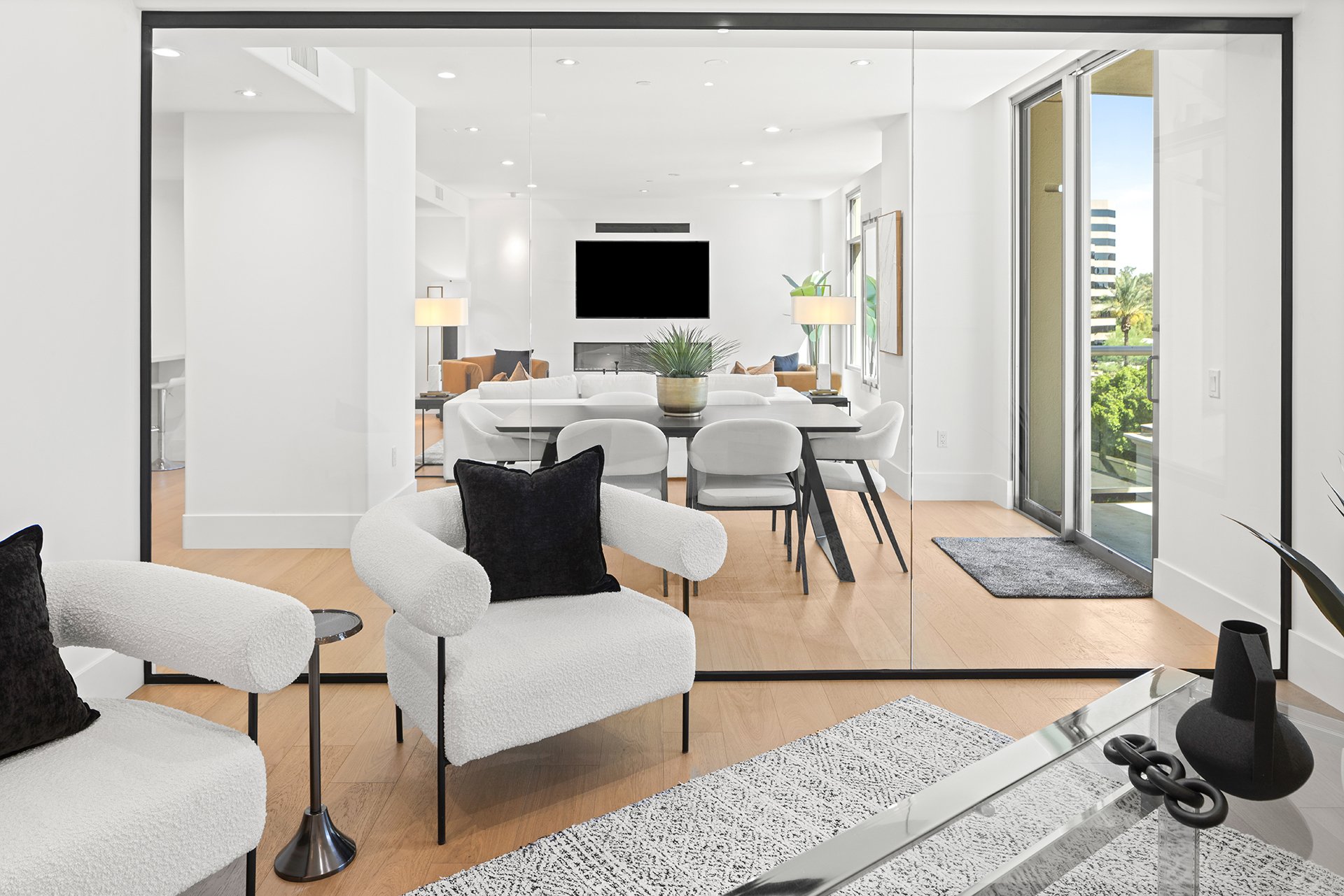 2402 E ESPLANADE Lane 604