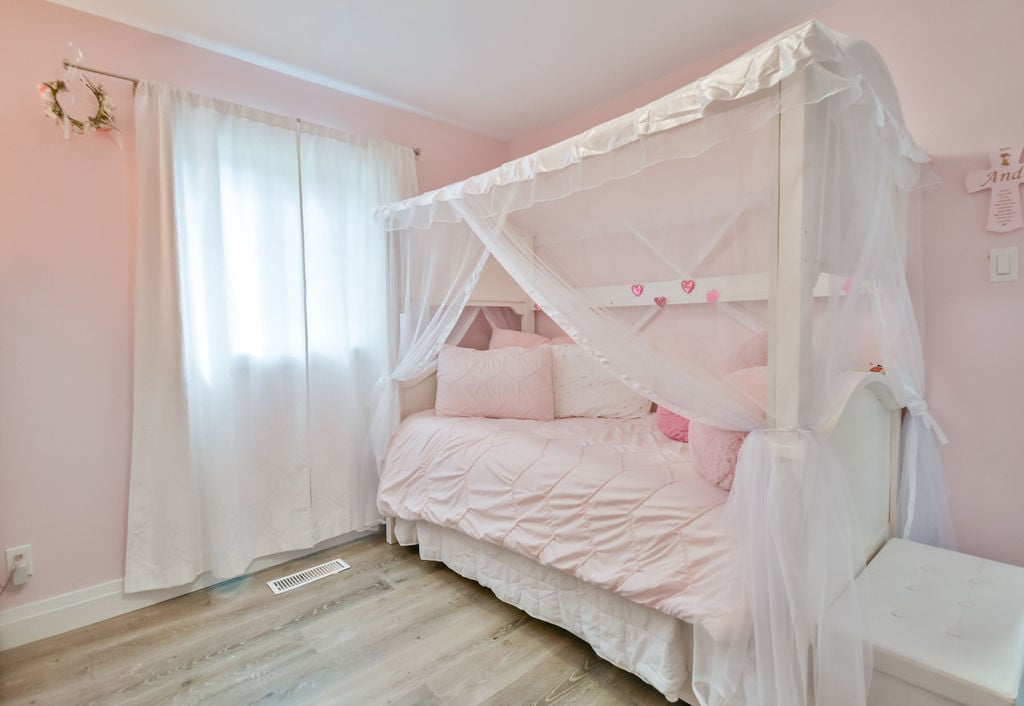 Bright and Welcoming