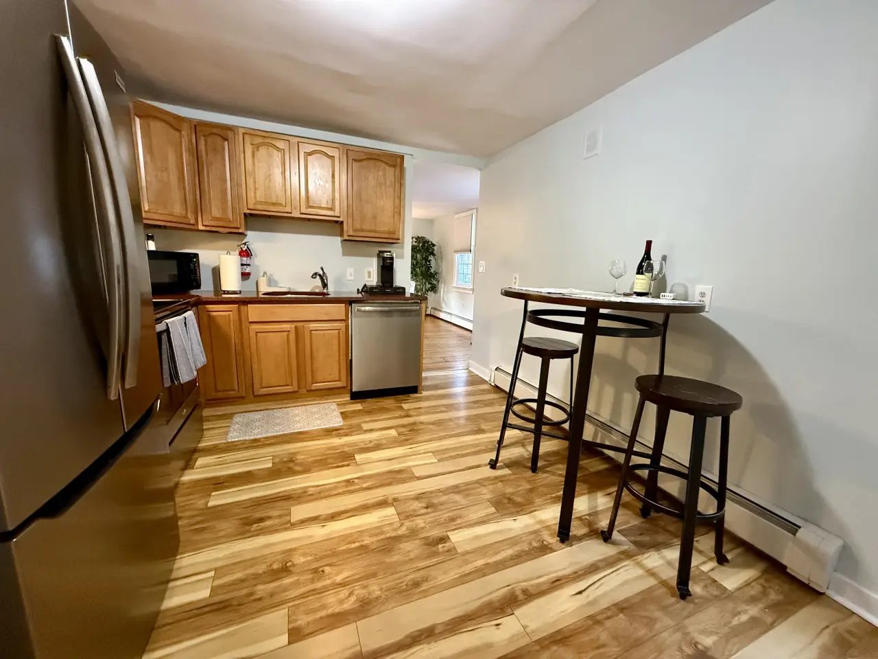 Central Newport 1BR Apartment
