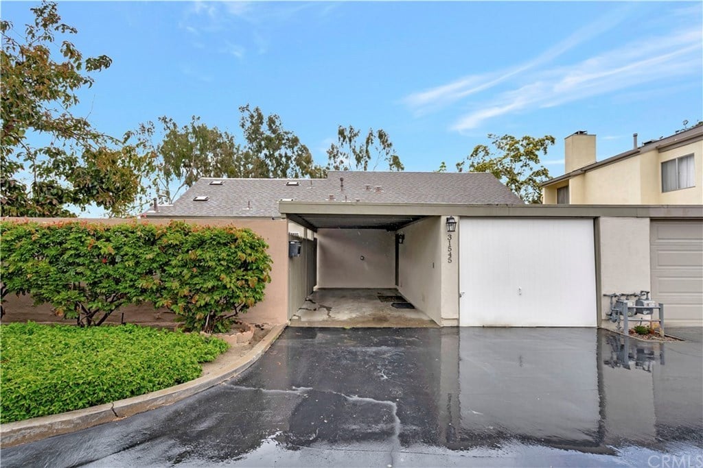 31545 Sundance Dr
