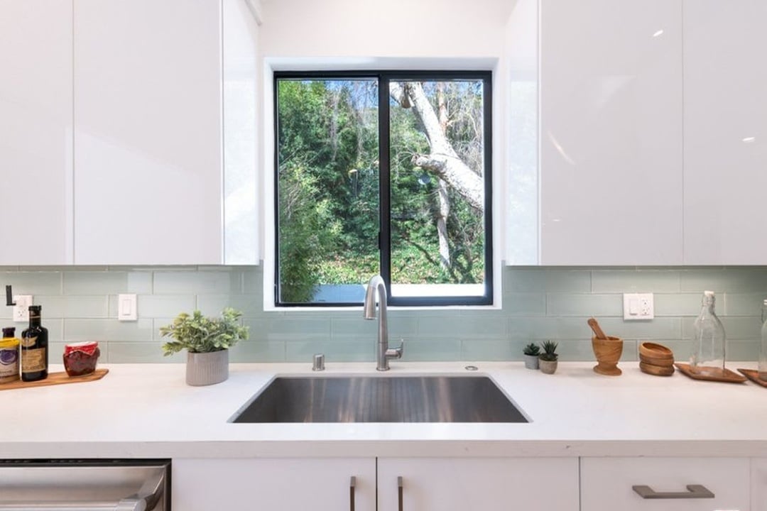 Golden Elysian, Benedict Canyon Dr, 90210