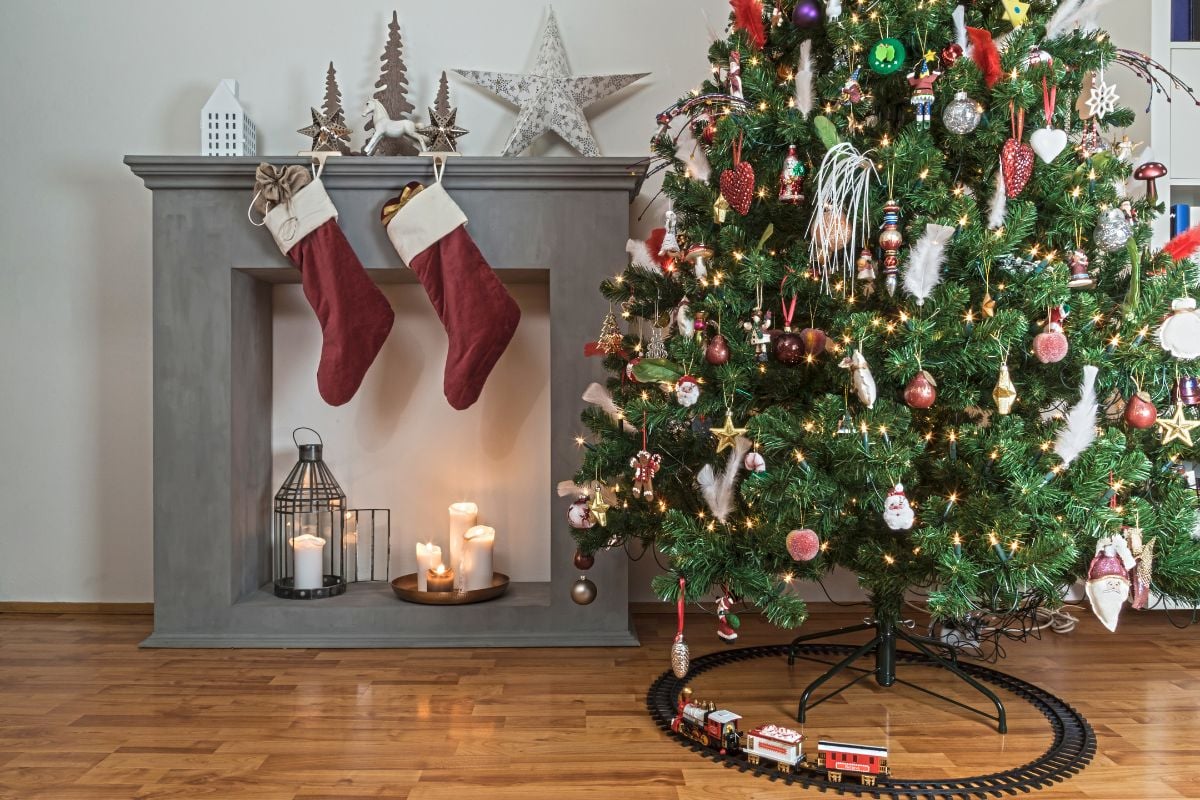 10 Fun and Festive Things to Try This Christmas at Home