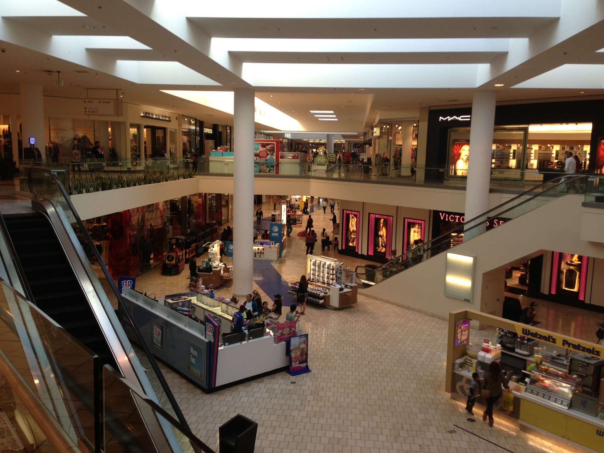 Interior court of the Plaza Bonita mall in National City, photographed October 2013