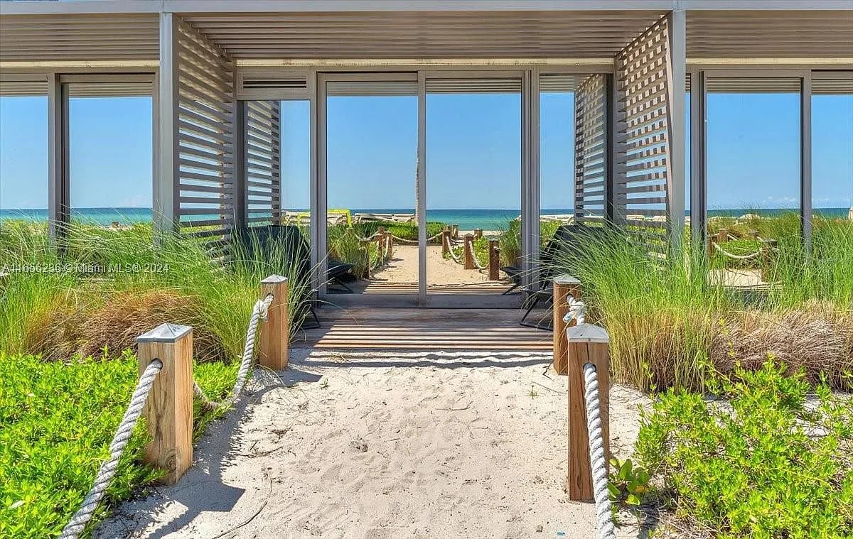 18975 Collins Ave #5302-6