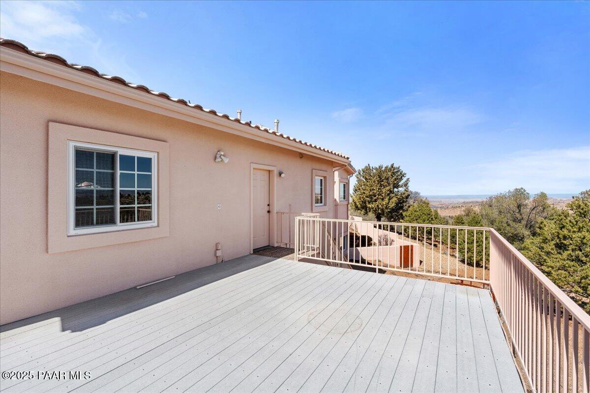 2780 Whispering Way Cir