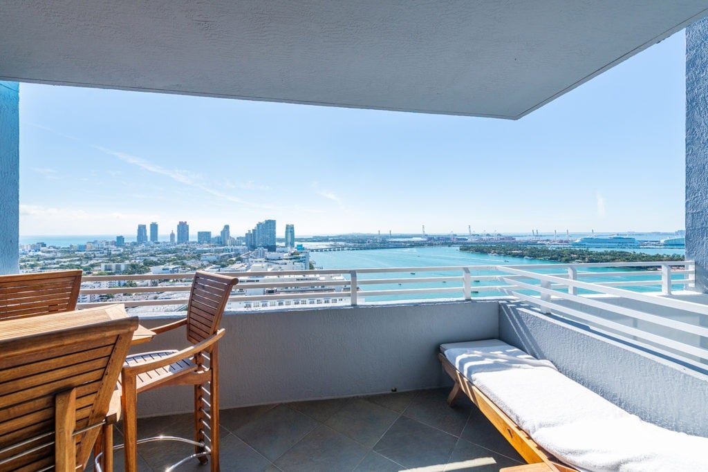 Waverly Sky Home Lists | Million Dollar views | 2810