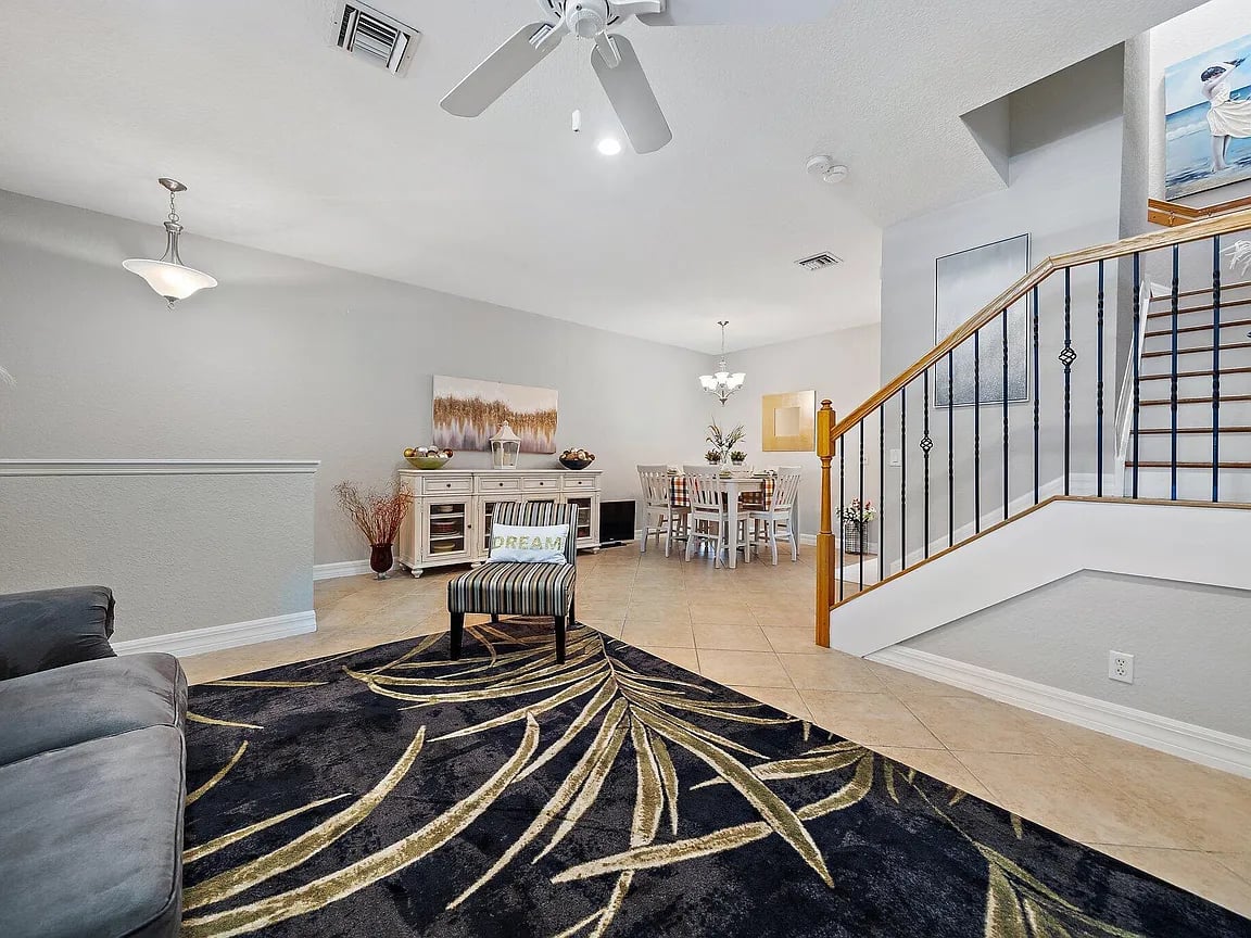 227 E Bay Cedar Cir