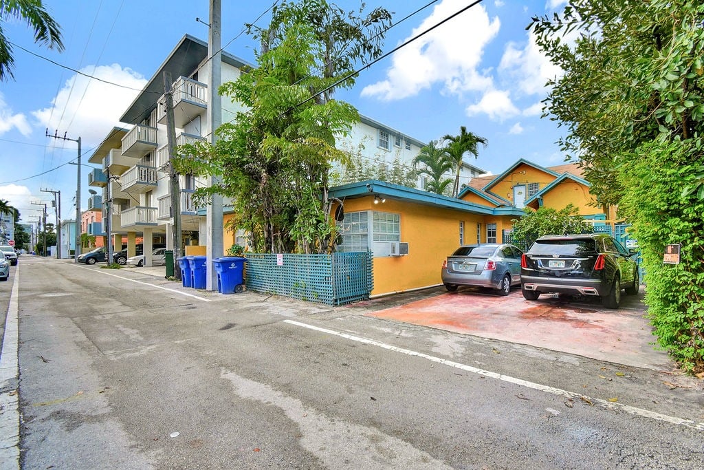 Boutique South Beach Hotel Sells by Luca Migliore