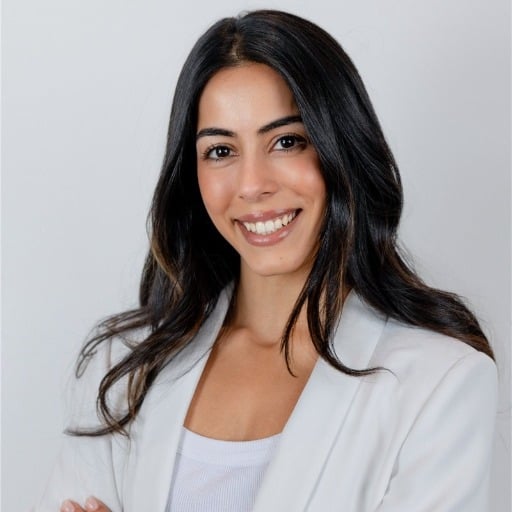 Sama Senn Denver, CO Real Estate Agent Headshot