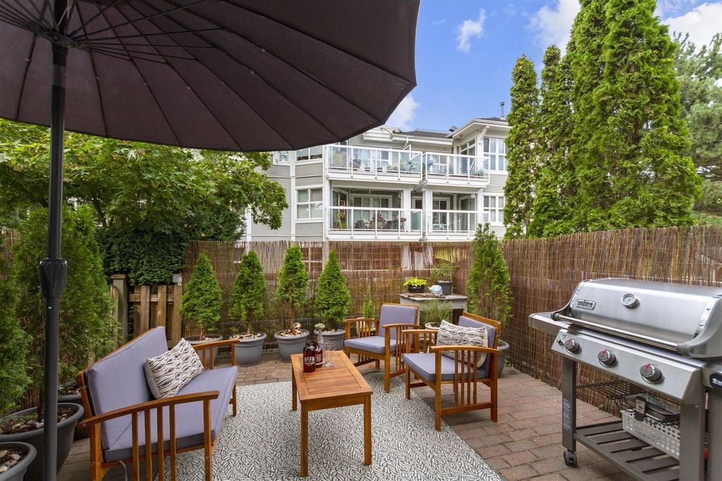 8515 Aquitania Pl