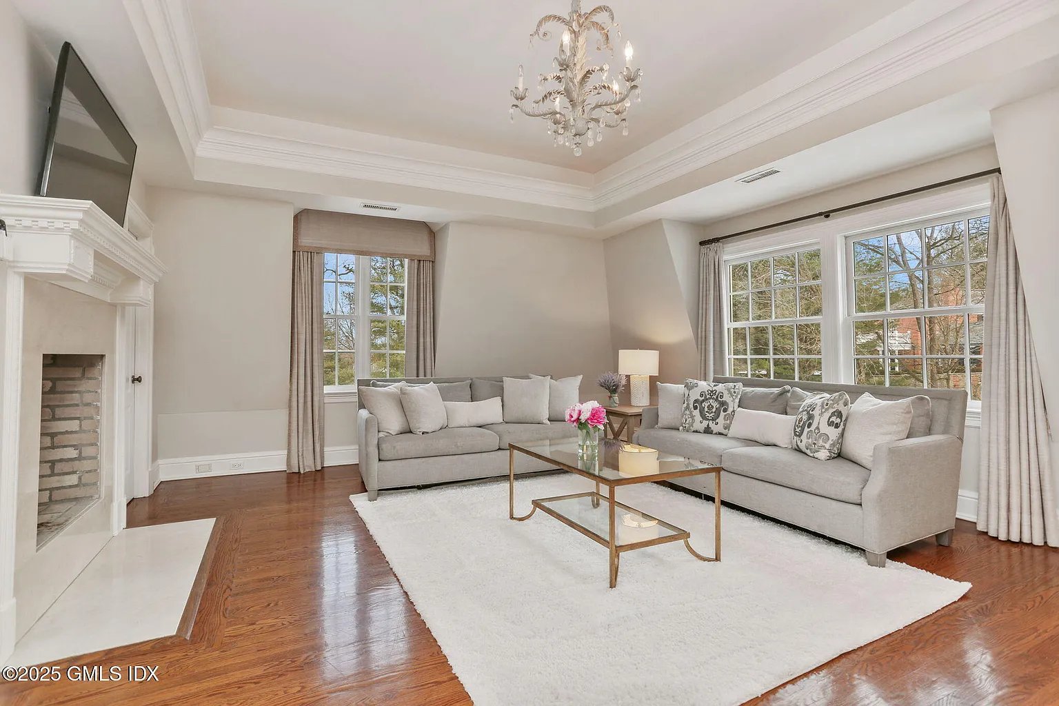 70 Sherwood Ave