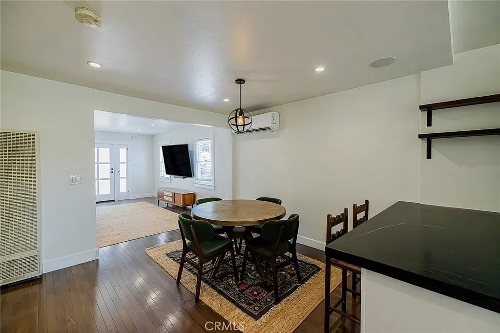 630 W Wilshire Ave
