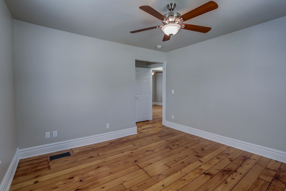 For Rent: 1213-15 Vilas Ave