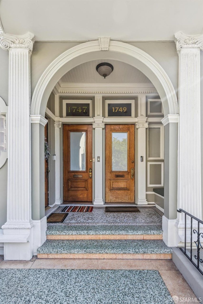 1747 Broadway