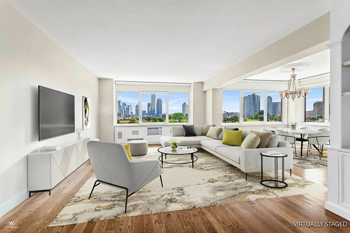 25 Sutton Place South, #4N