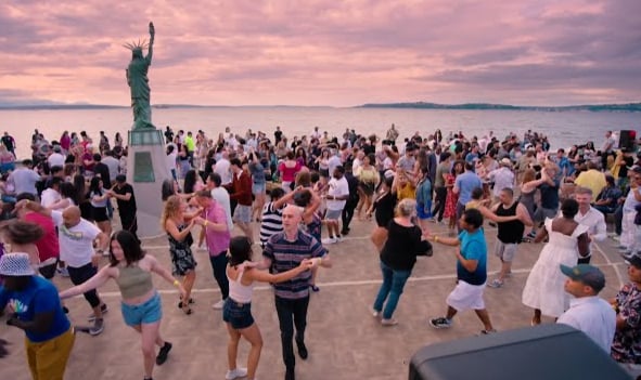 Salsa & Bachata