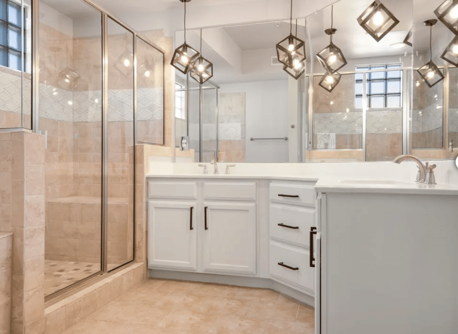 Lease Today and Enjoy 6 WEEKS FREE!