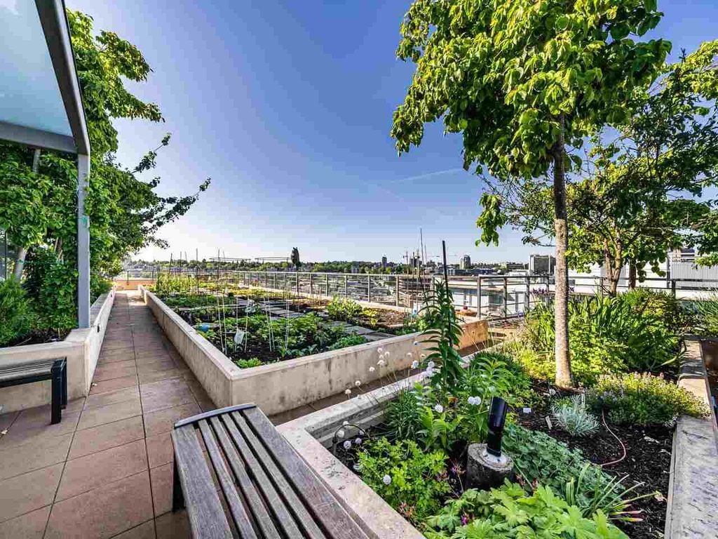 288 W 1st Ave, #1202