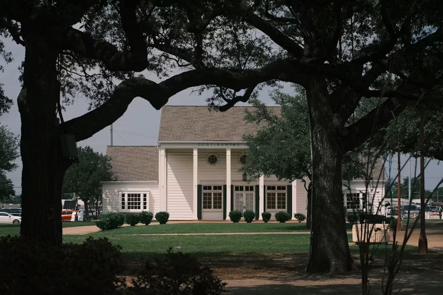 Top Destinations to Unwind in Kessler Park, Dallas, TX