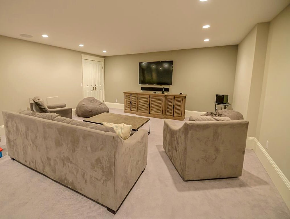2 Noras Ln