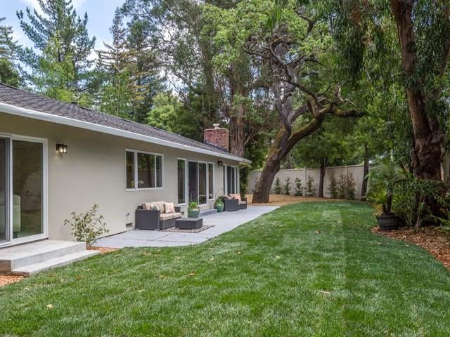 1 Fair Oaks Lane