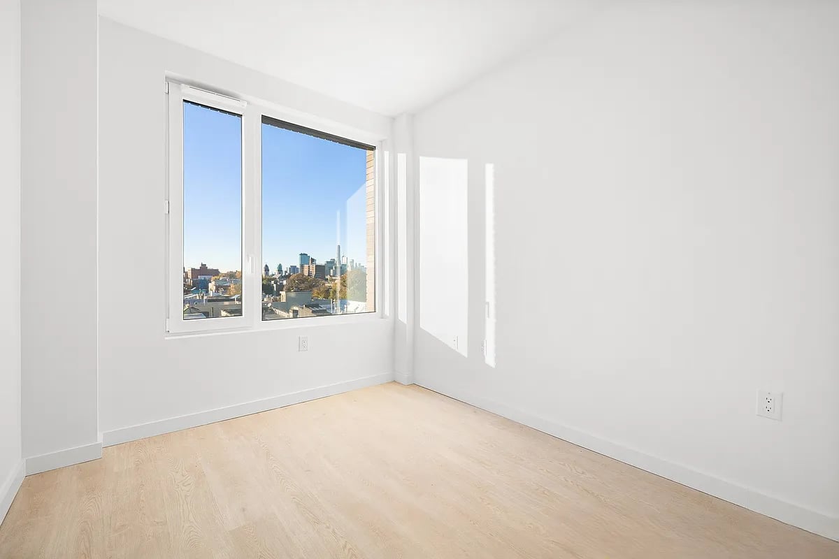 1499 Bedford Ave 5A