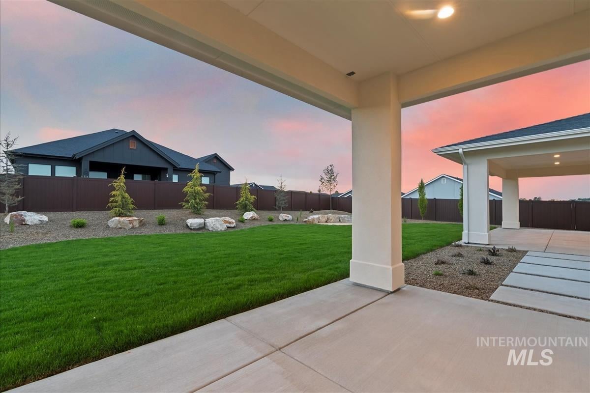 Modern Prairie Style Home in Serene Star Idaho