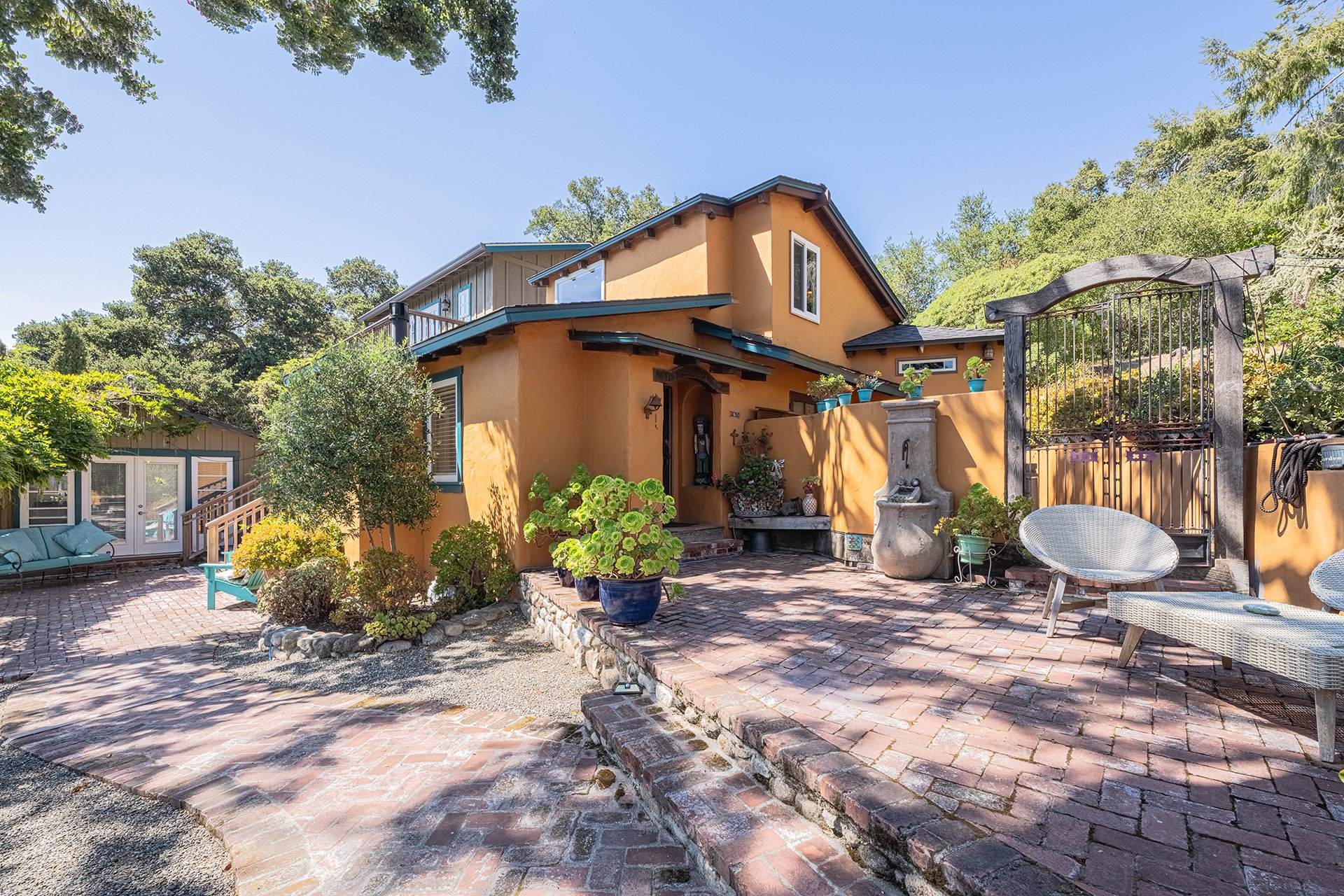 Nostro Sogno - Gated Carmel Valley Estate