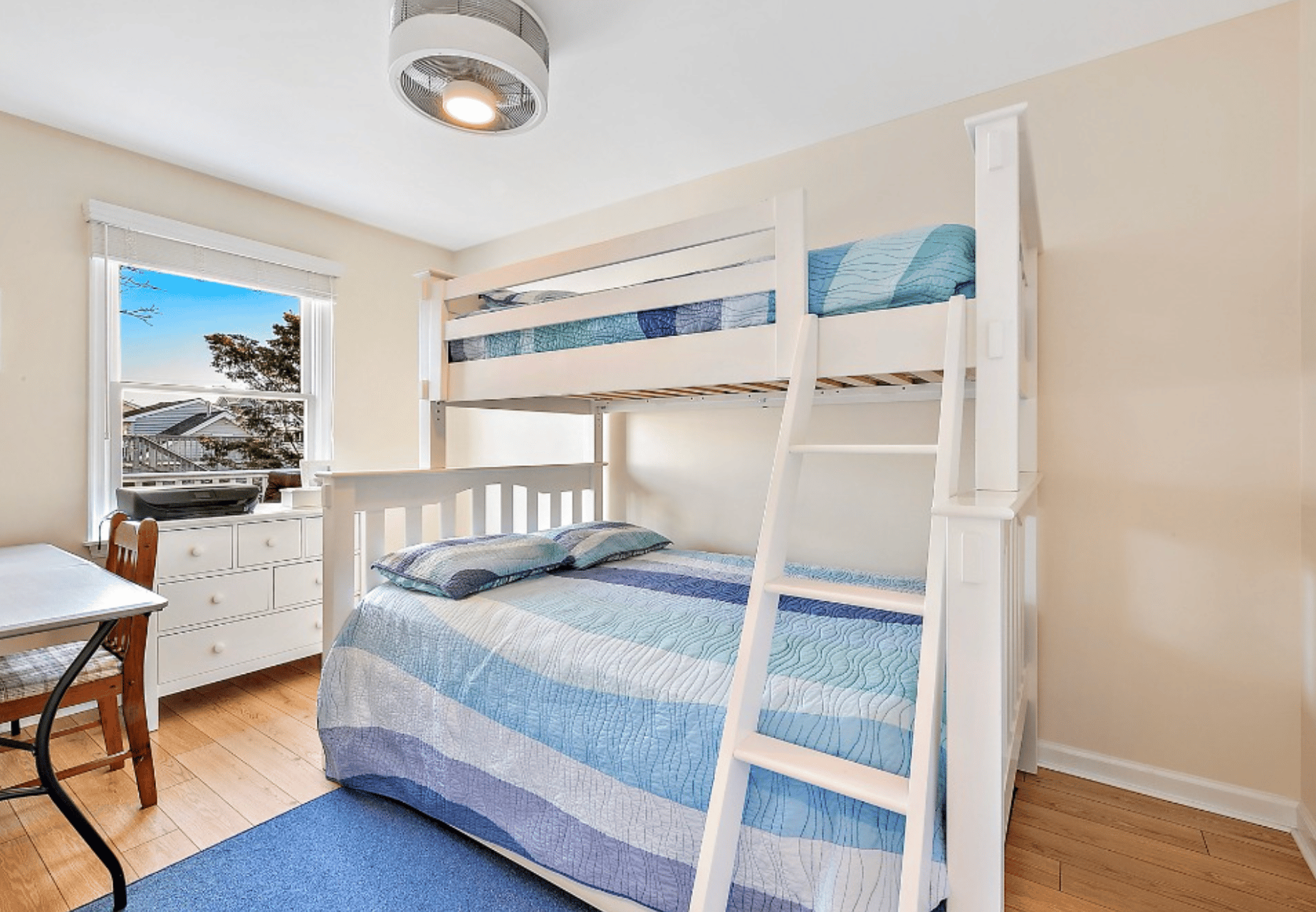 251 West 22nd Street, Ship Bottom