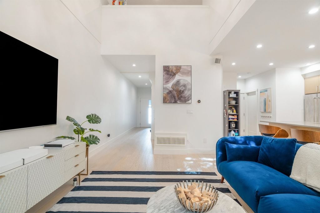 2427 164 St, #12