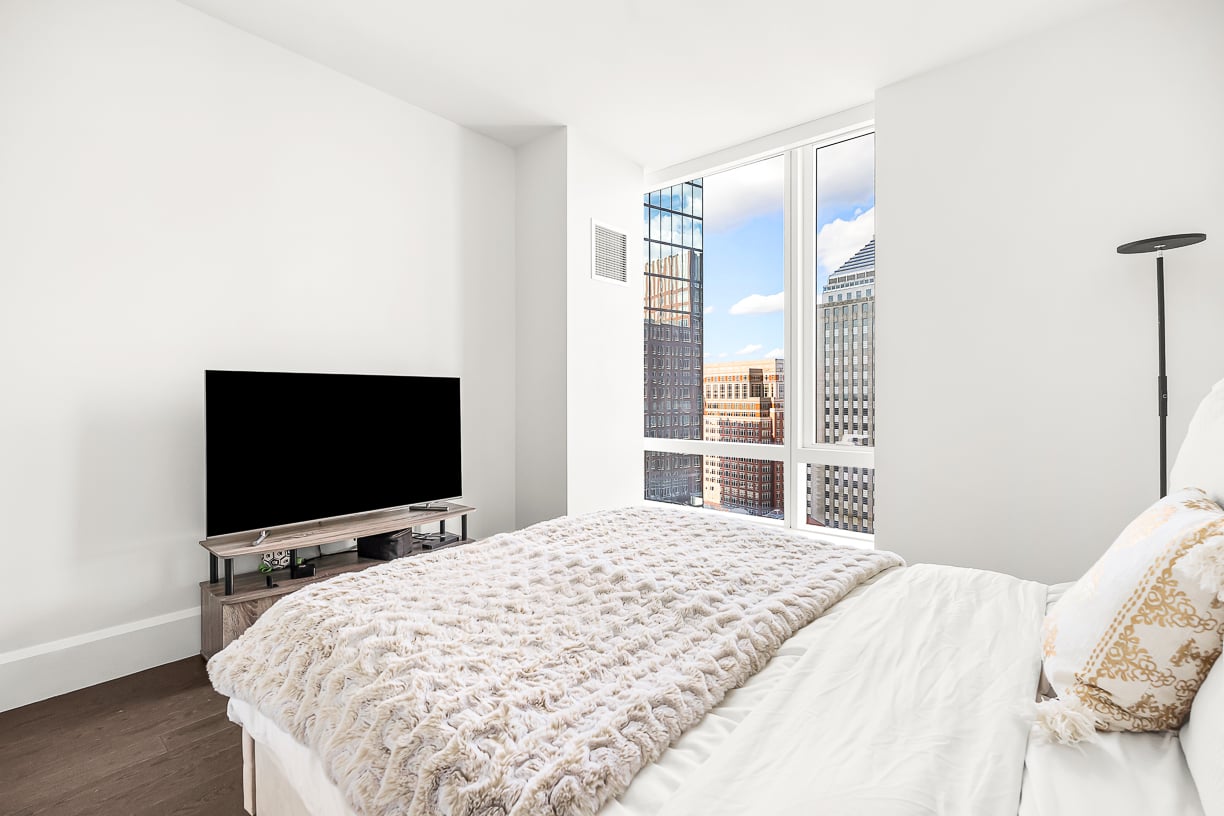 430 Stuart Street Unit 23E