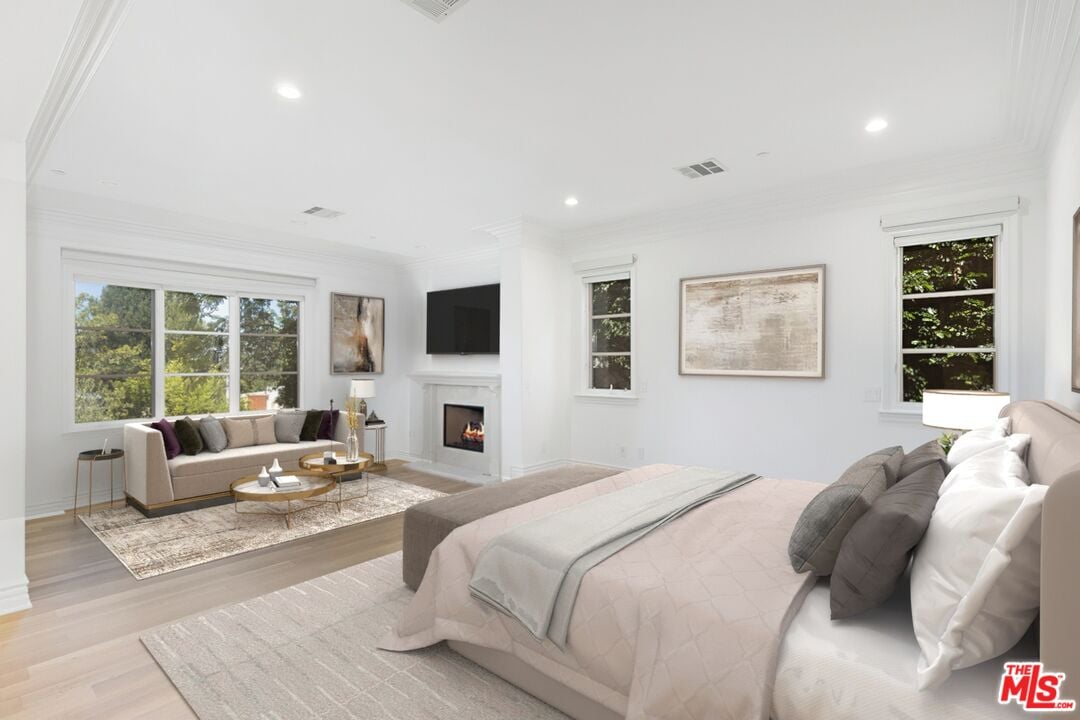 Ivory Arcadia, Martin Lane, 90210