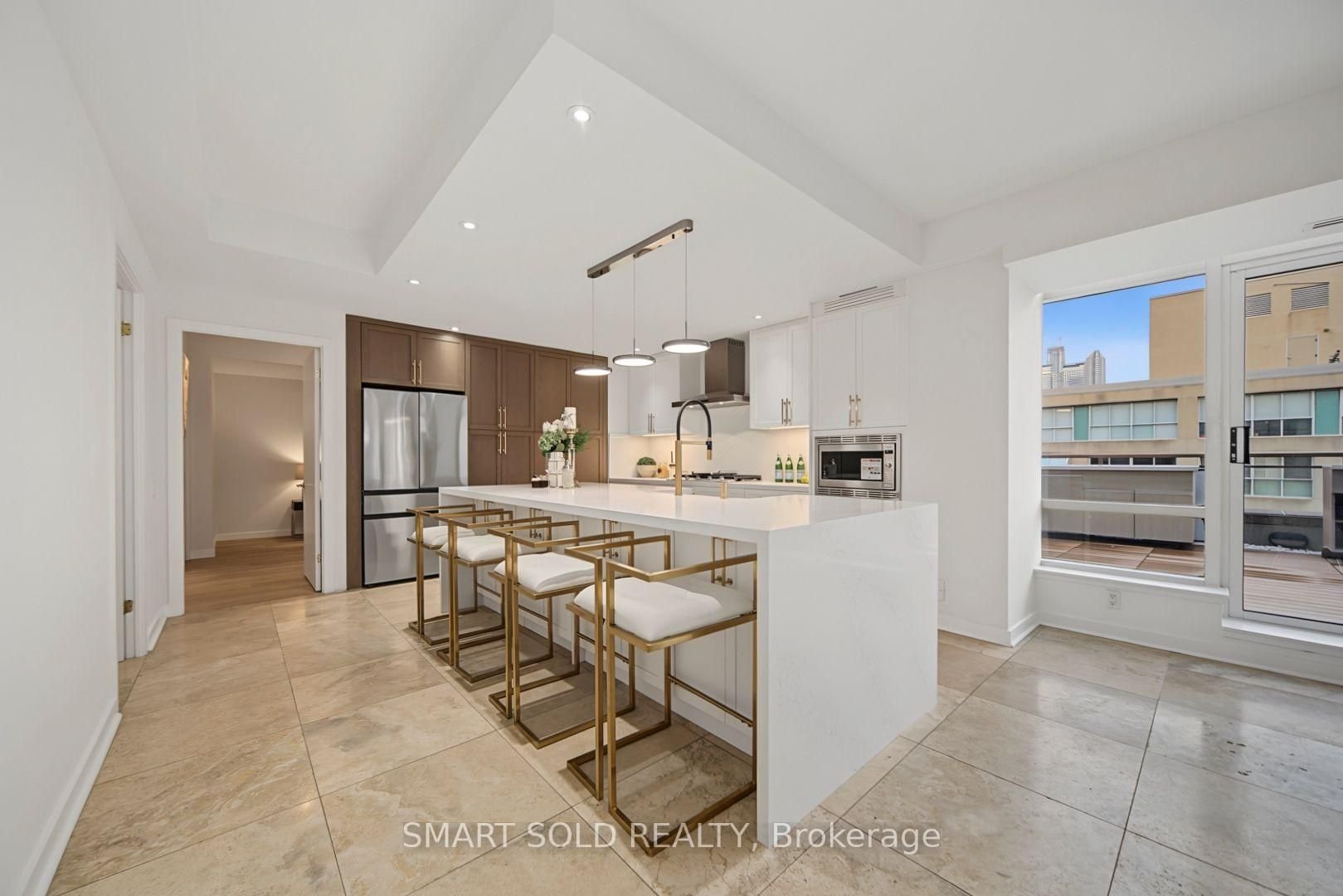 PRESTIGE AT 500 QUEENS QUAY WEST