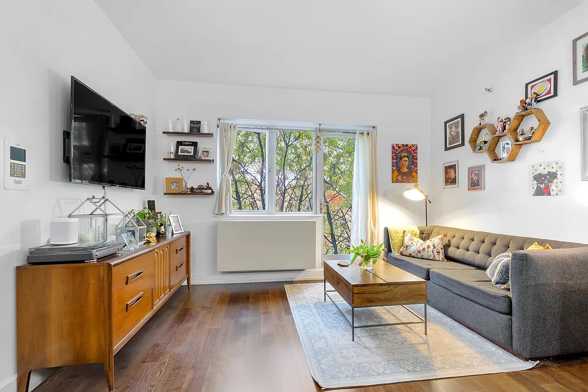 100 Maspeth Avenue Unit: 3B