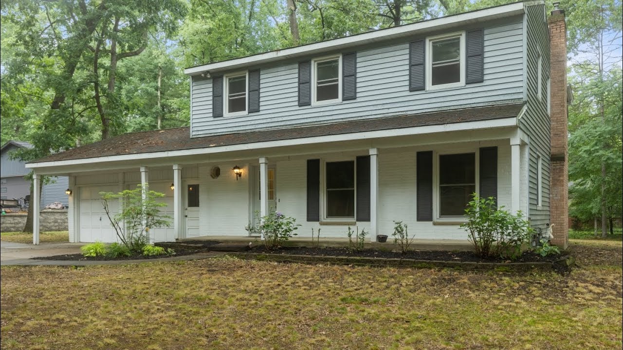 Charming Cascade Two-Story in Forest Hills Schools