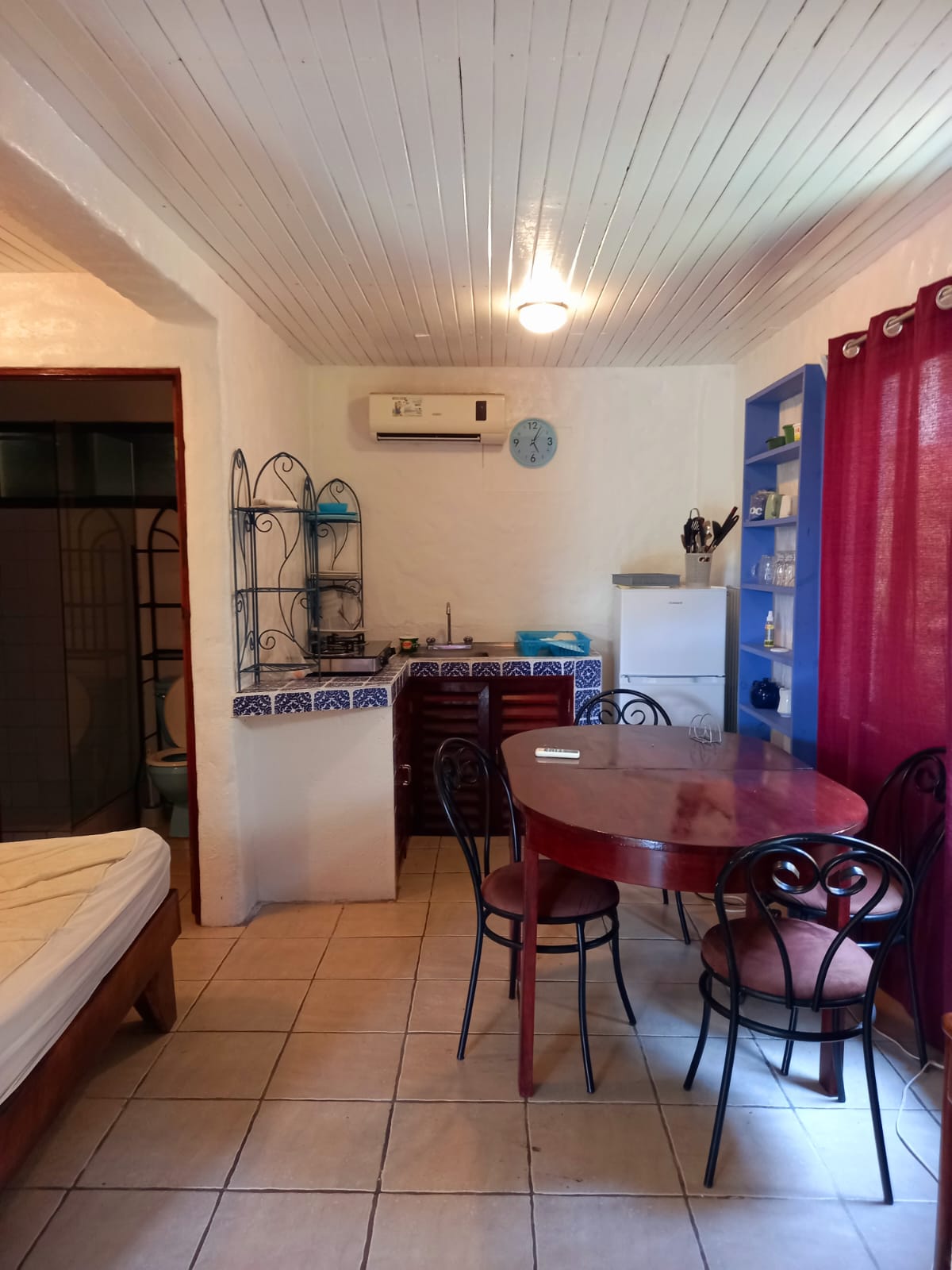 M. A. Ocean View Apt.