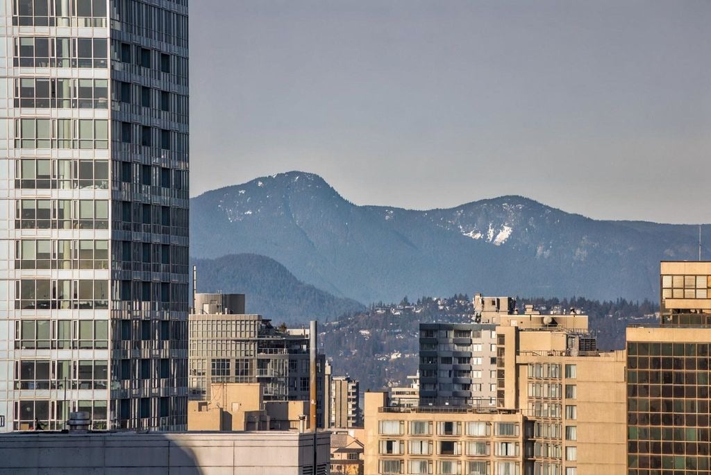 233 Robson St, #3210