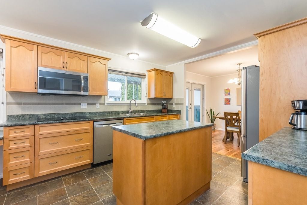 45440 Spartan Cres