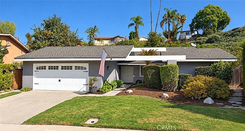 26651 Morena Dr