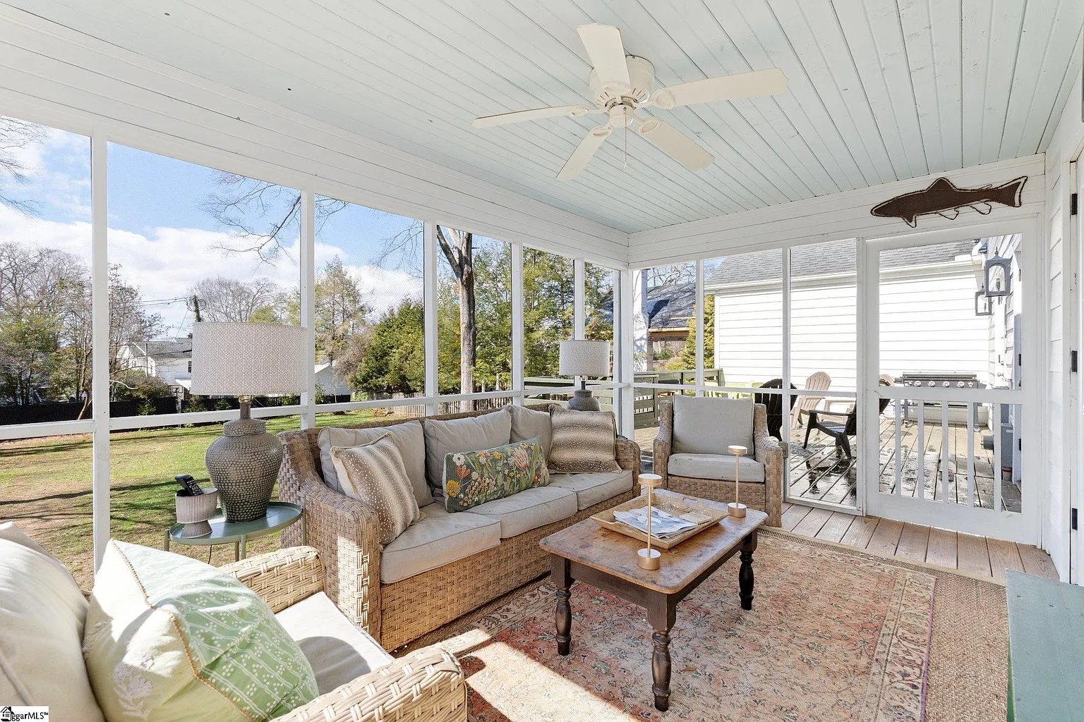 22 N Brookwood Dr