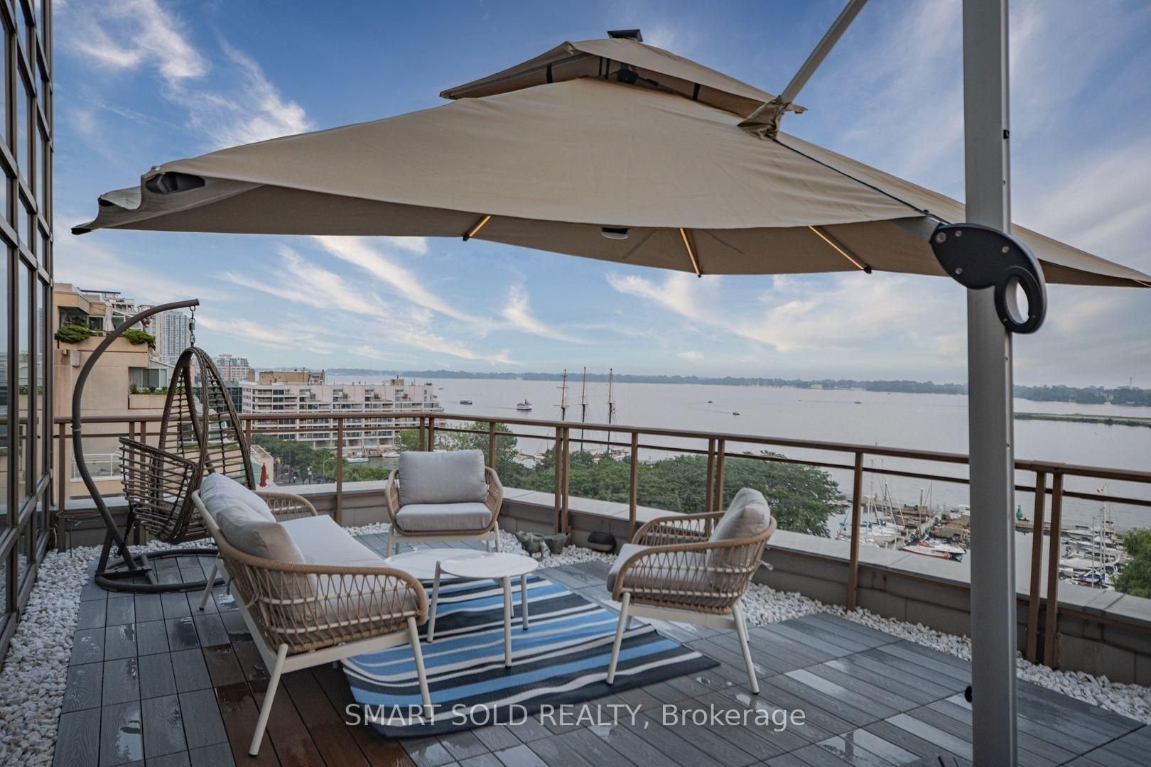PRESTIGE AT 500 QUEENS QUAY WEST
