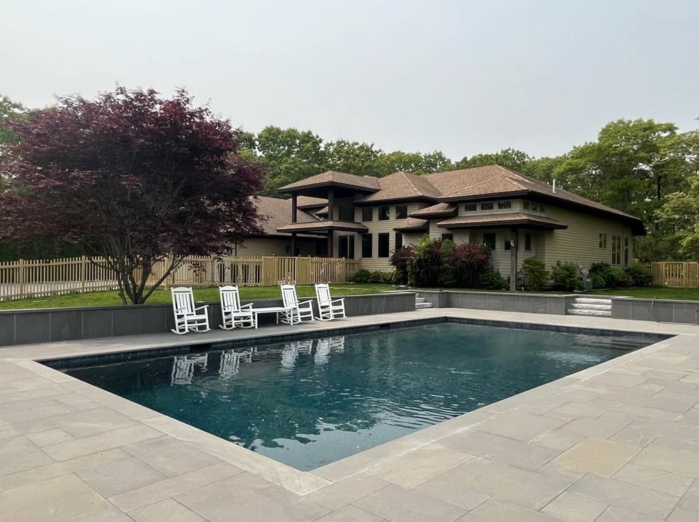 61 Edgartown Meadows Rd