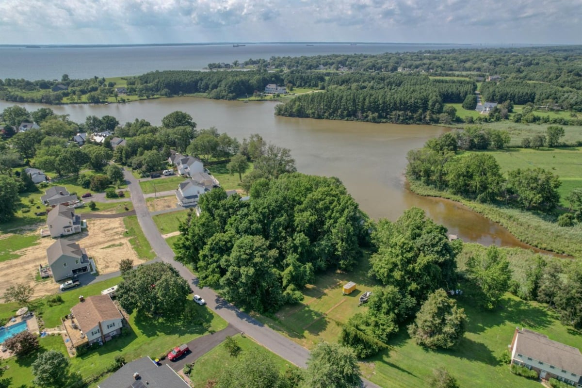 HELP YOU FIND YOUR LOT TO BUILD YOUR DREAM HOME!