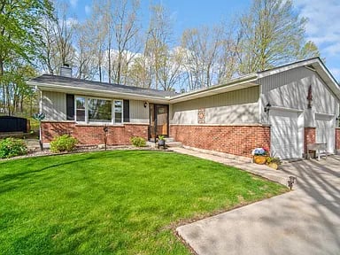 2120 Willowbrook Dr