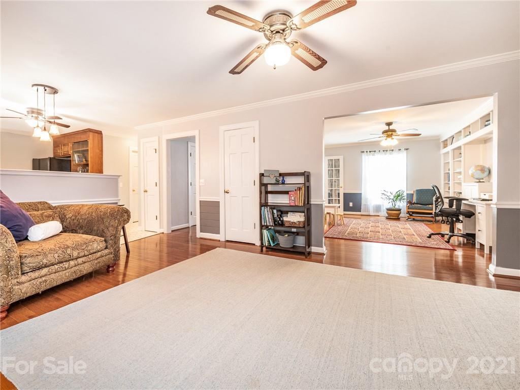 806 Chadbourne Ave