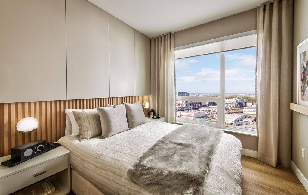 5520 McNaughton Rd, #1407