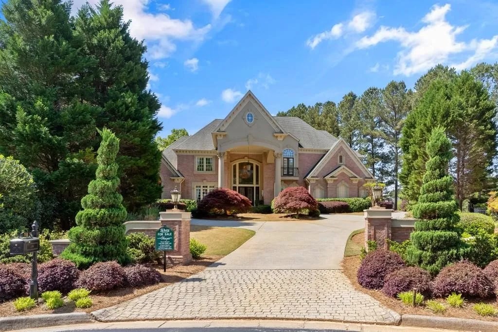 711 Henley Fields Cir