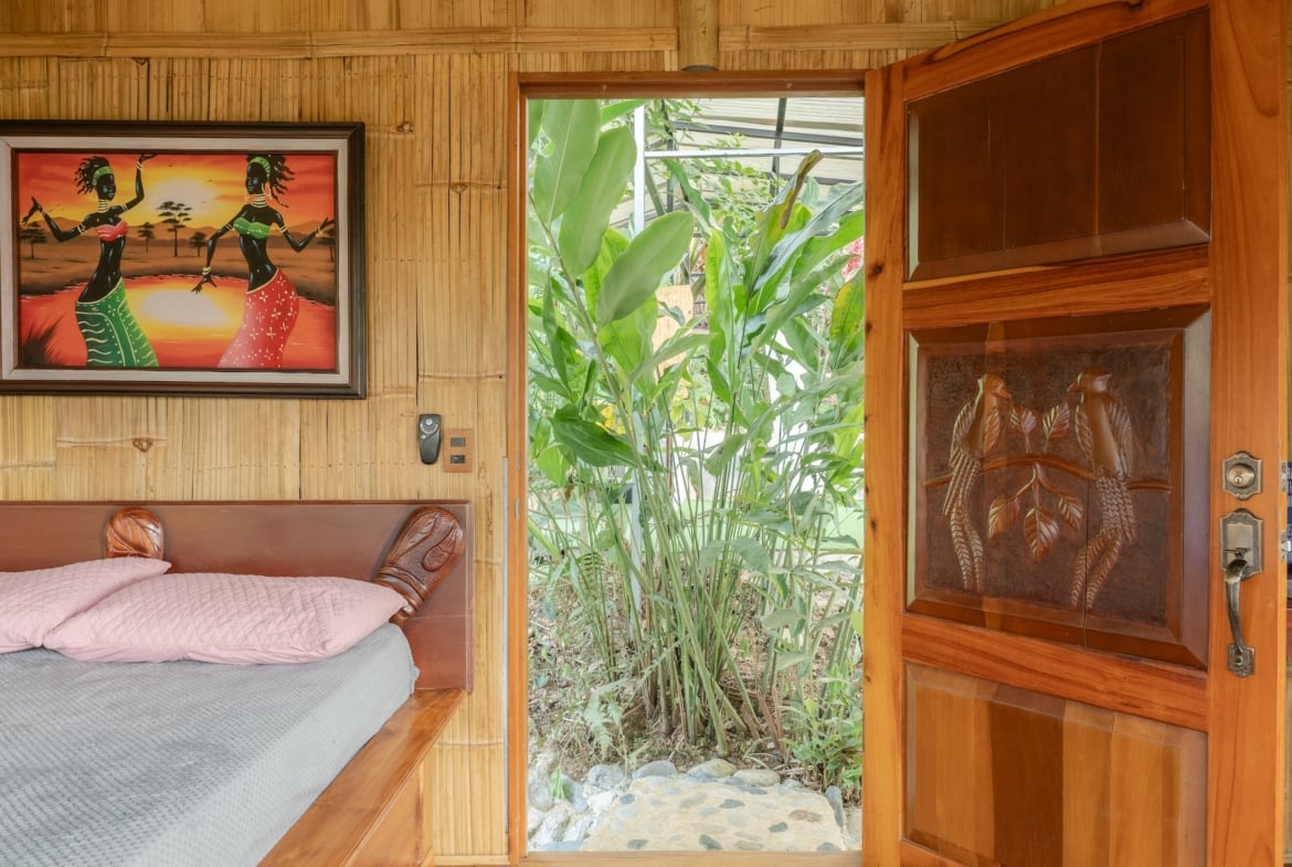 Mountain View Home for Sale in San Isidro | Casa Atlantis Near Reserva Biológica Quebradas